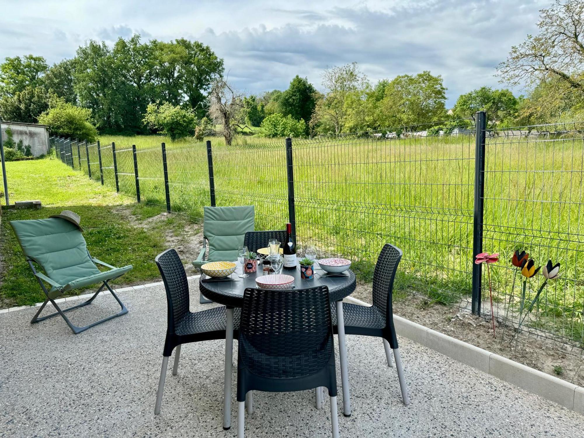 La Maisonette Arelo Couffy ภายนอก รูปภาพ